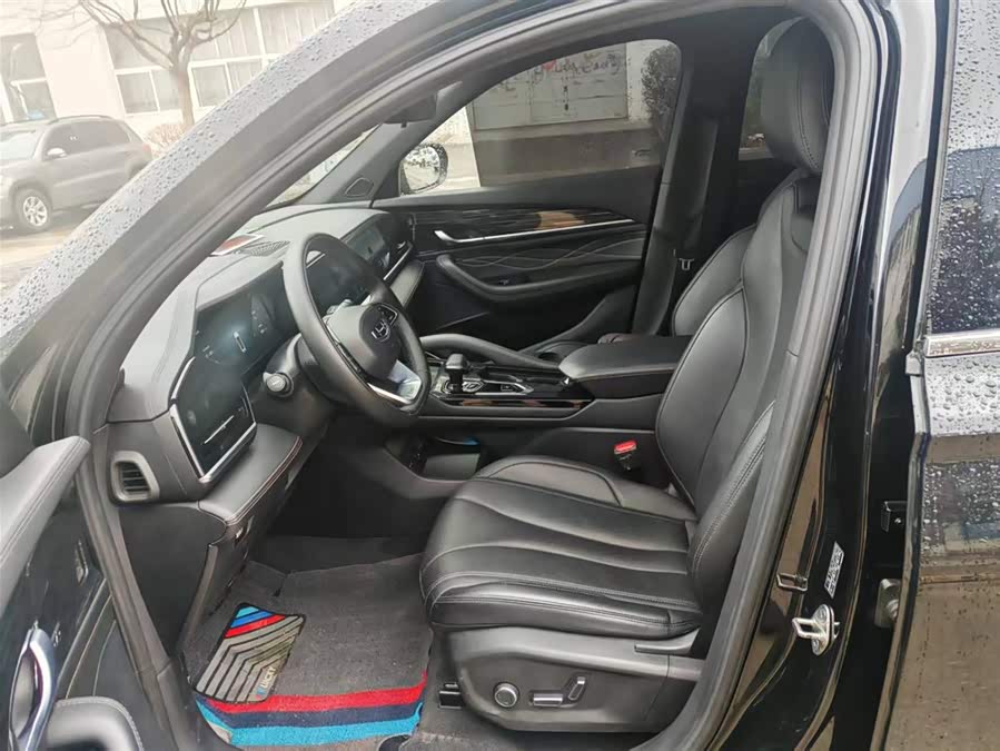 GEELY Monjaro 2025 car image #6