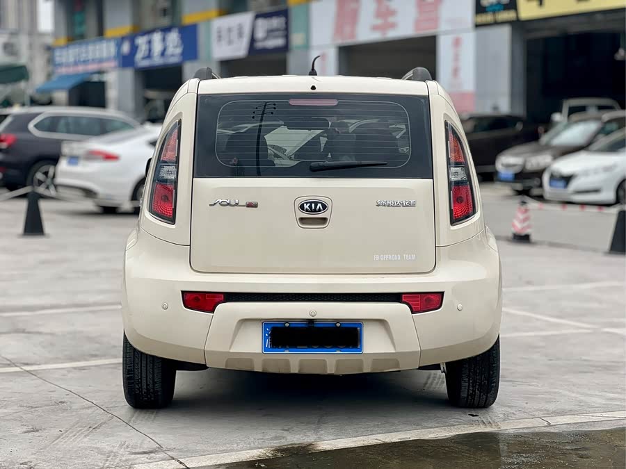 Kia Soul 2011 immagine di auto #6