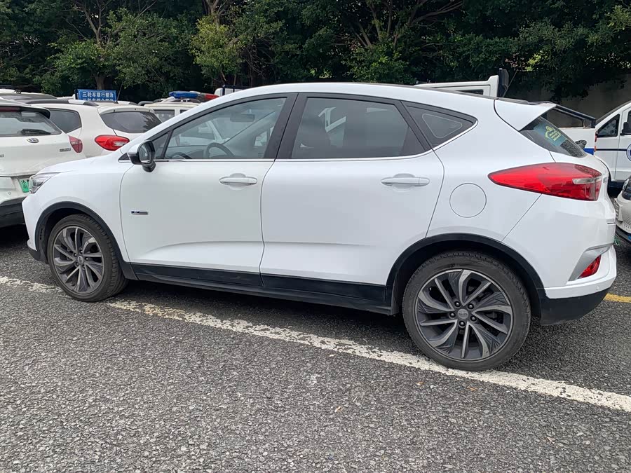 GEELY Emgrand GSe 2019 car image #6