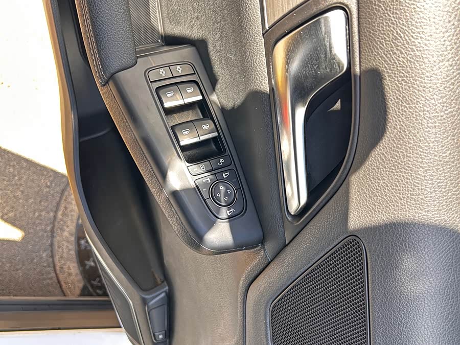 BYD Tang 2019 car image #6