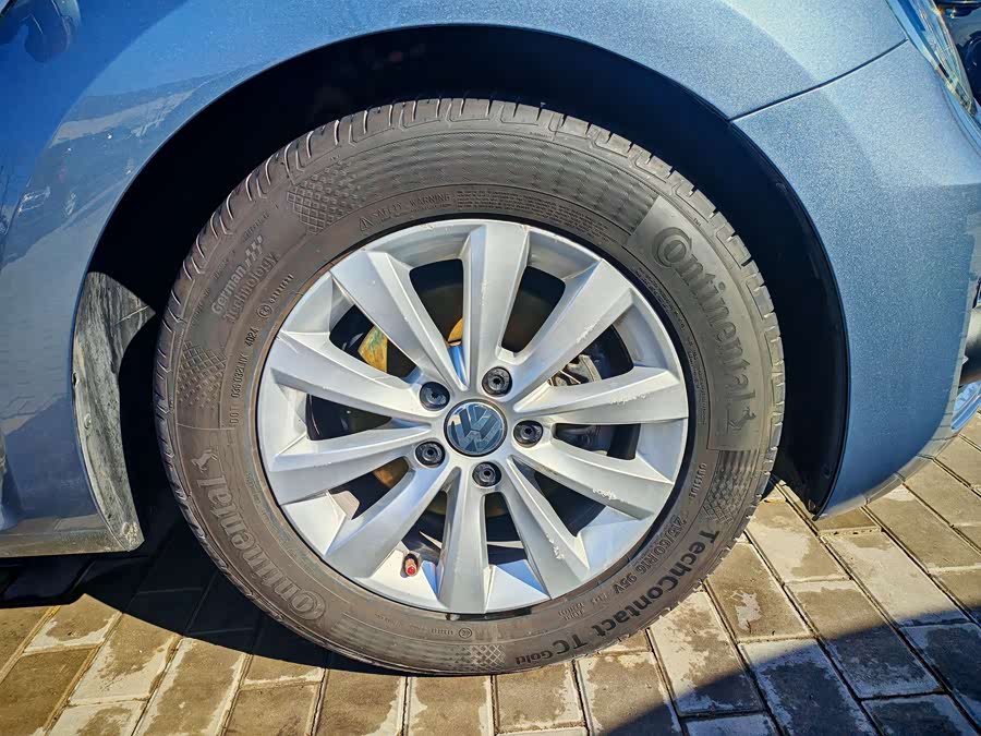 Volkswagen Beetle 2017 изображение автомобиля #6