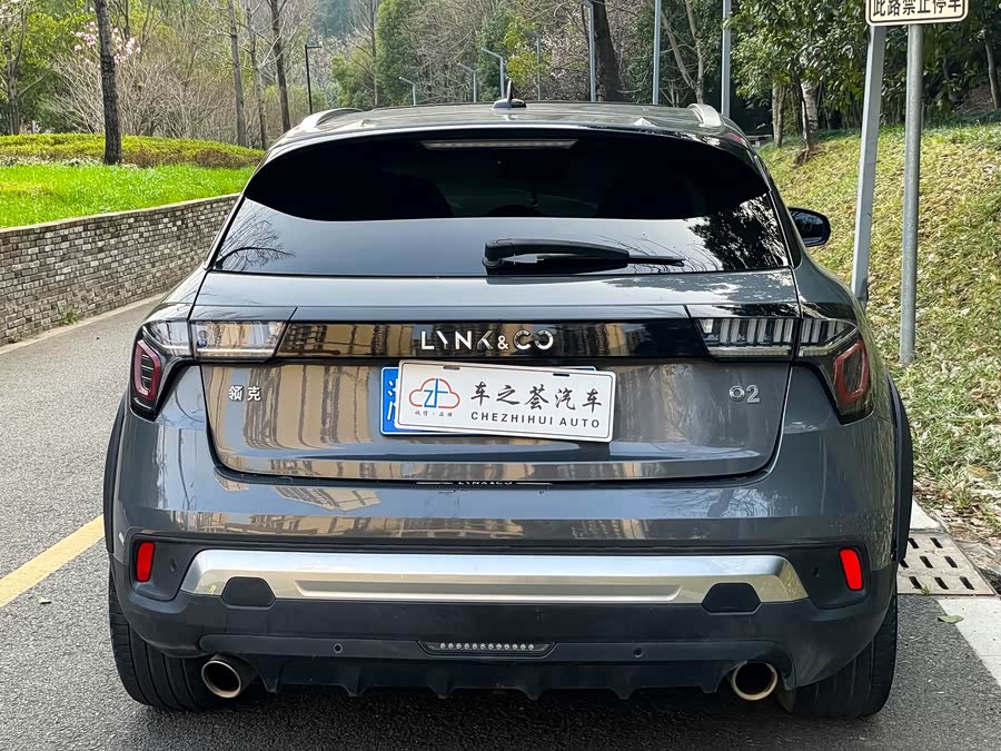 Lynk & Co 02 2019 #6 Lynk & Co 02 2019 car image #6