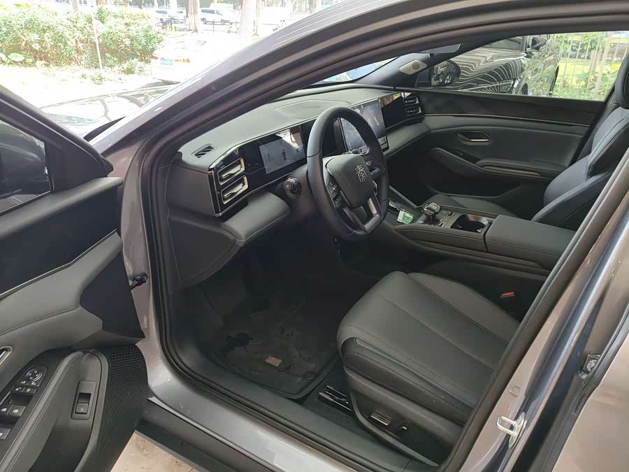 BYD Qin L 2025 car image #6