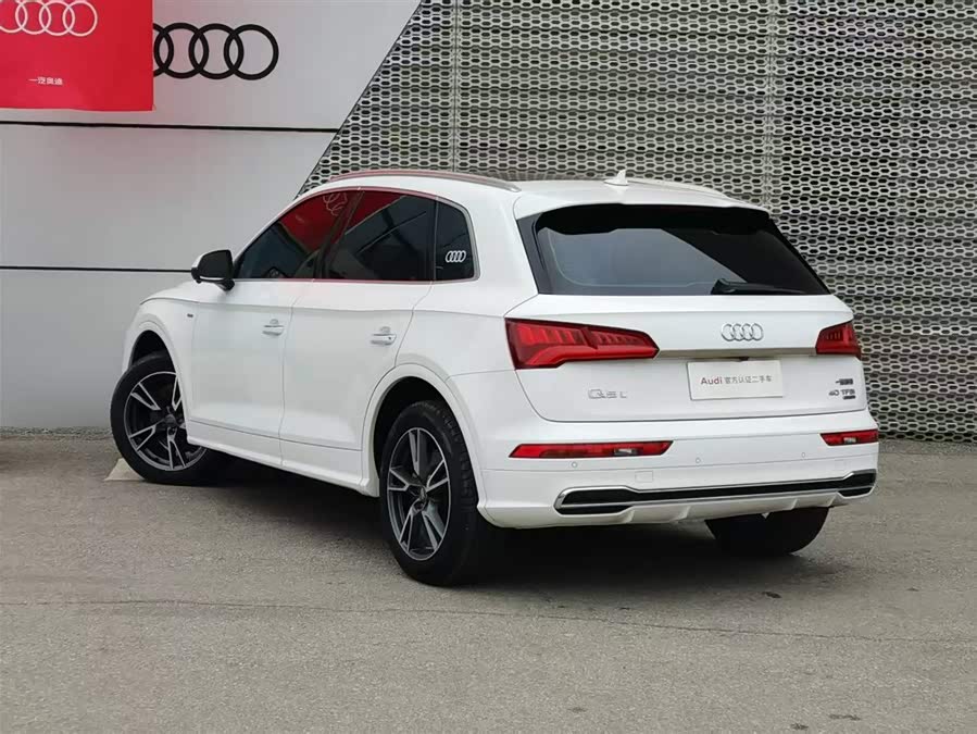 Audi Q5L 2019 car image #6