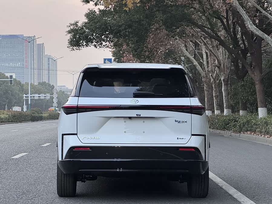 Toyota Bozhi 3X 2025 car image #6