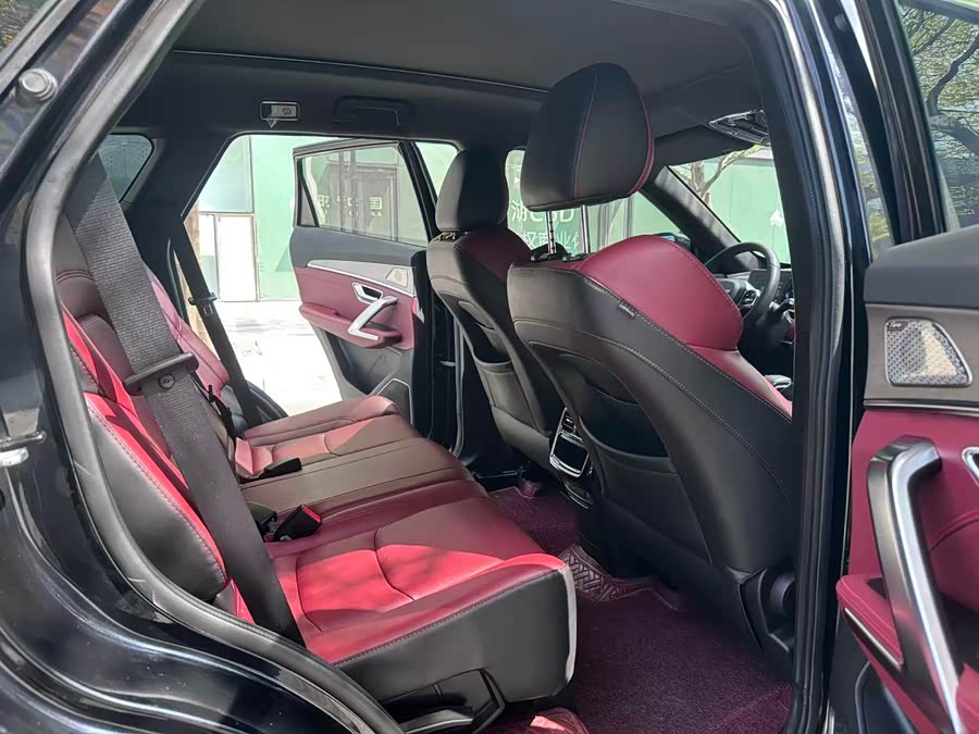 X70 PLUS 2020 car image #6