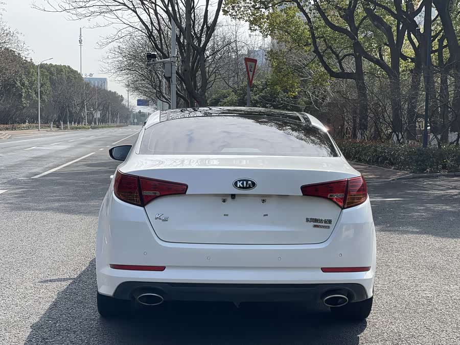 起亚 起亚K5 2013 汽车图片 #6