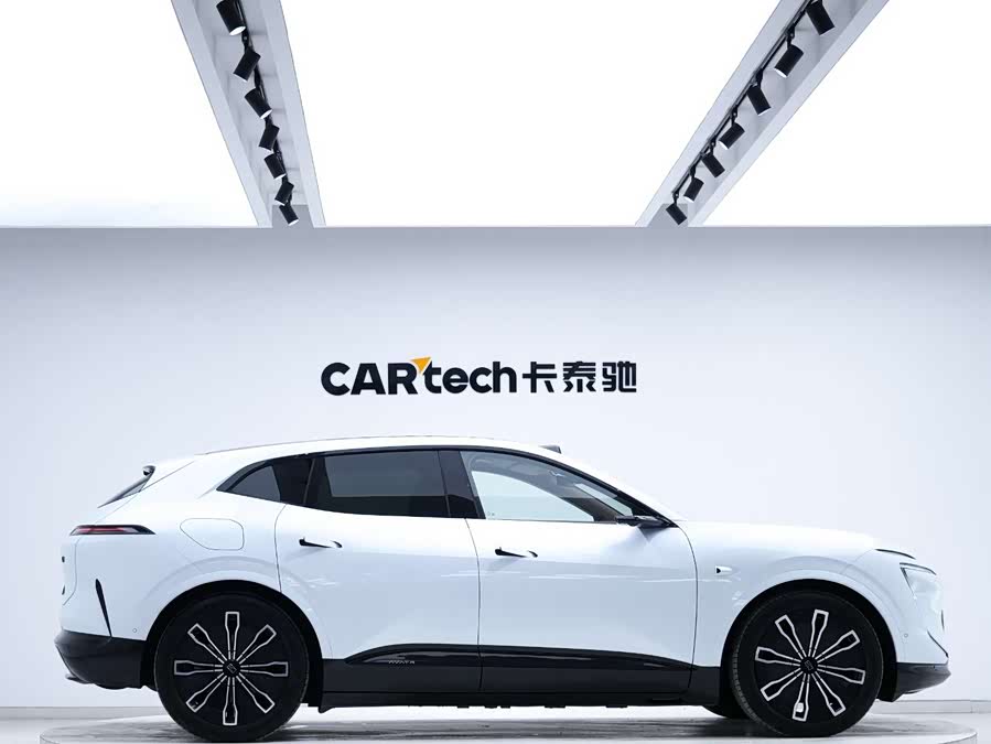 Avatr 07 2025 car image #6