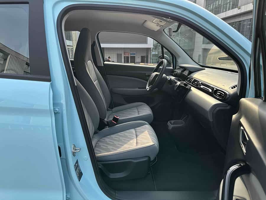 零跑汽车 零跑T03 2025 汽车图片 #6