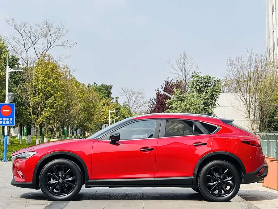 Mazda CX-4 2019 immagine di auto #6