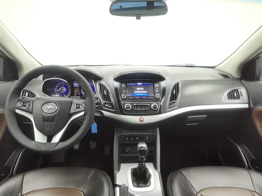 JAC 2015 imagem de carro #6