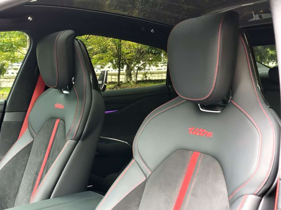 MI SU7 Ultra 2025 car image #6