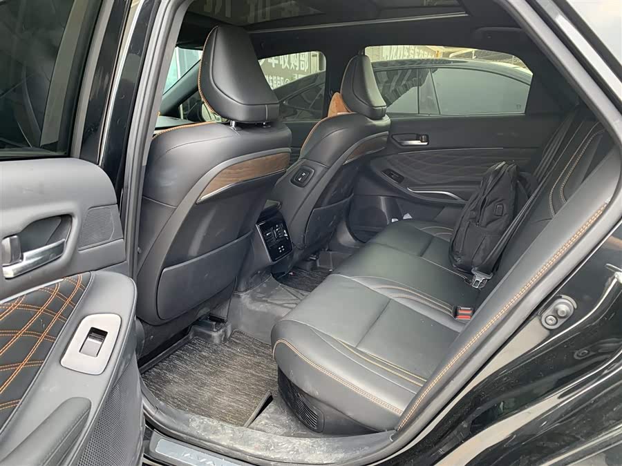 Toyota Avalon 2025 car image #6