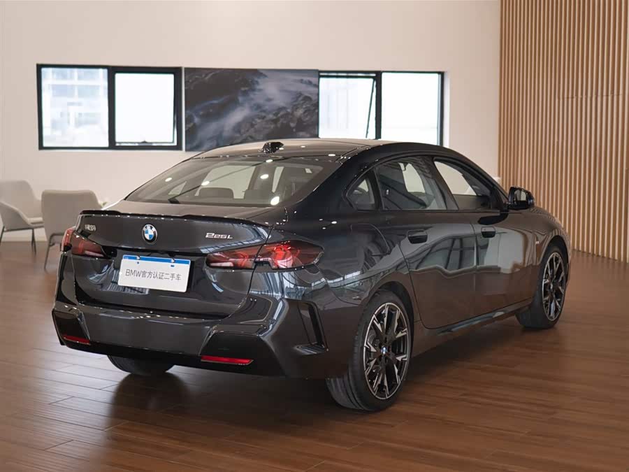 BMW 2 Series 2026 car image #6