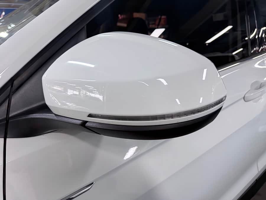 Volkswagen Tacqua 2023 car image #6