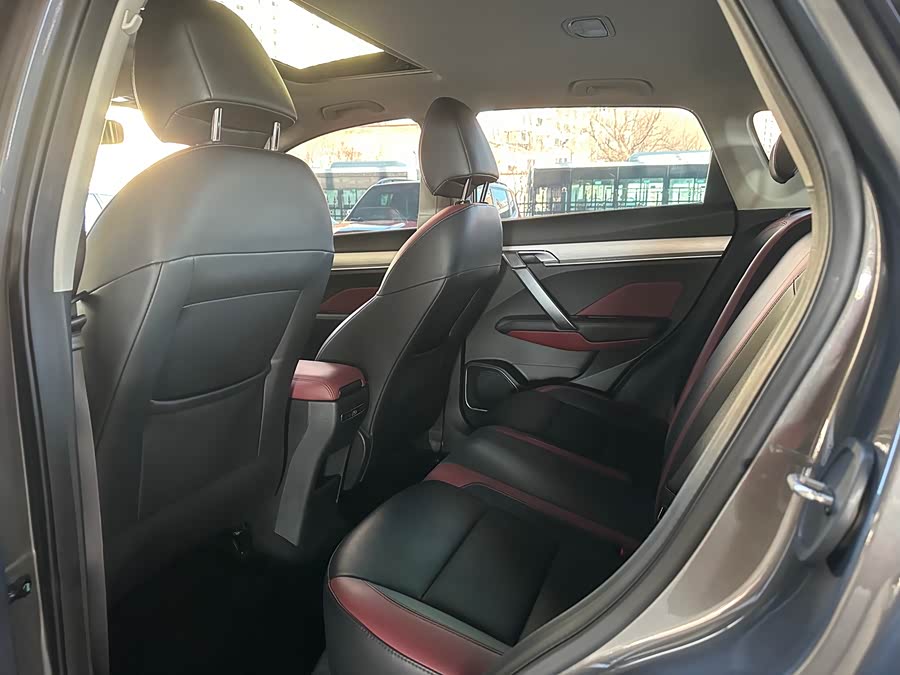 GEELY Coolray 2022 car image #6