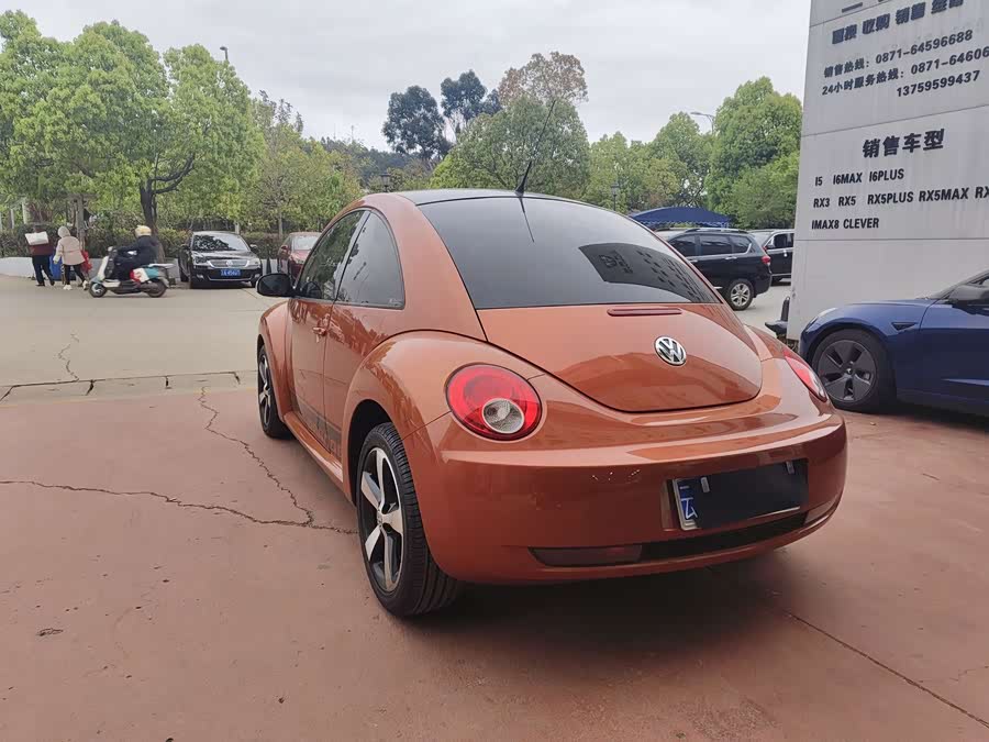 Volkswagen Beetle 2011 изображение автомобиля #6