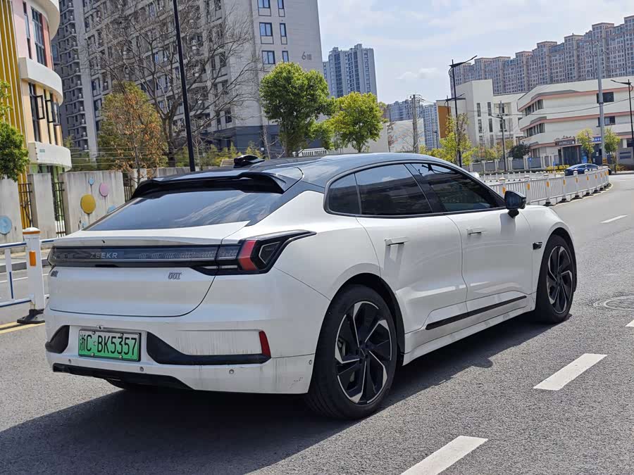 极氪 极氪001 2022 汽车图片 #6