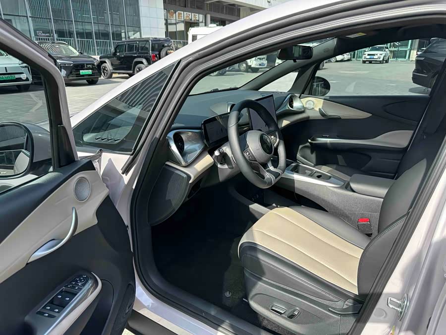 BYD Dolphin 2025 صورة سيارة #6