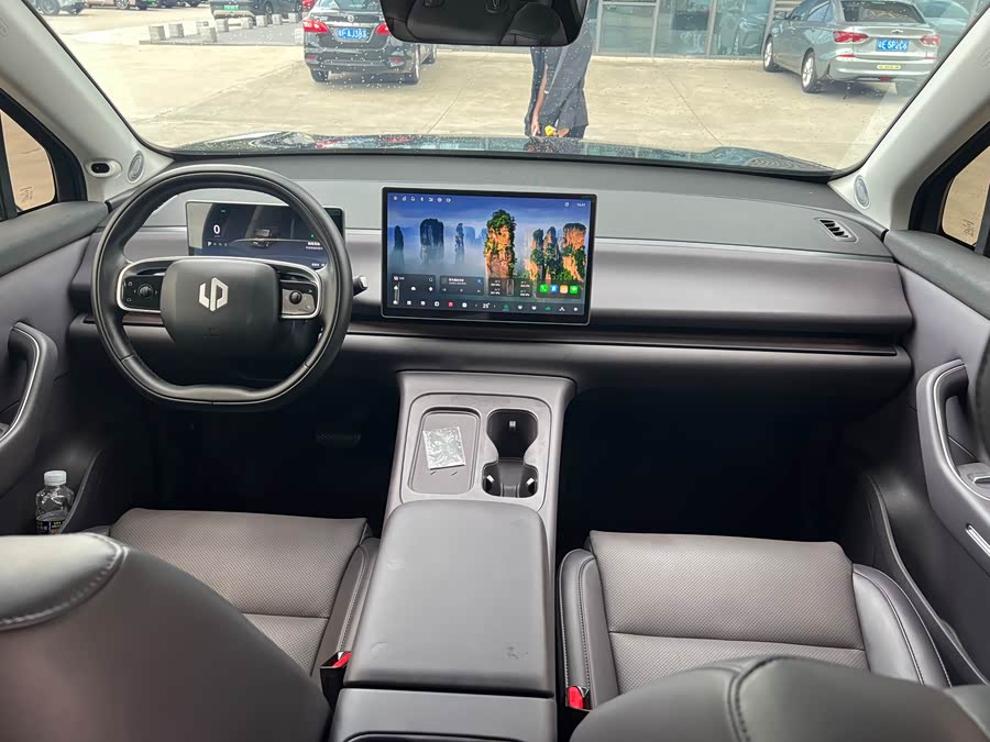 零跑汽车 零跑C16 2024 汽车图片 #6