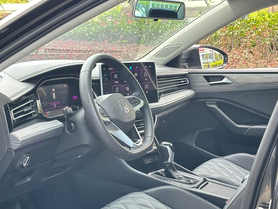 Volkswagen Sagitar 2023 car image #6