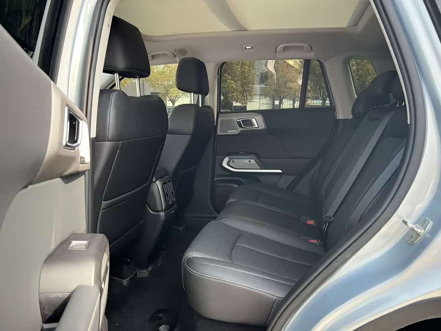 FangChengBao Tiger 3 2025 car image #6