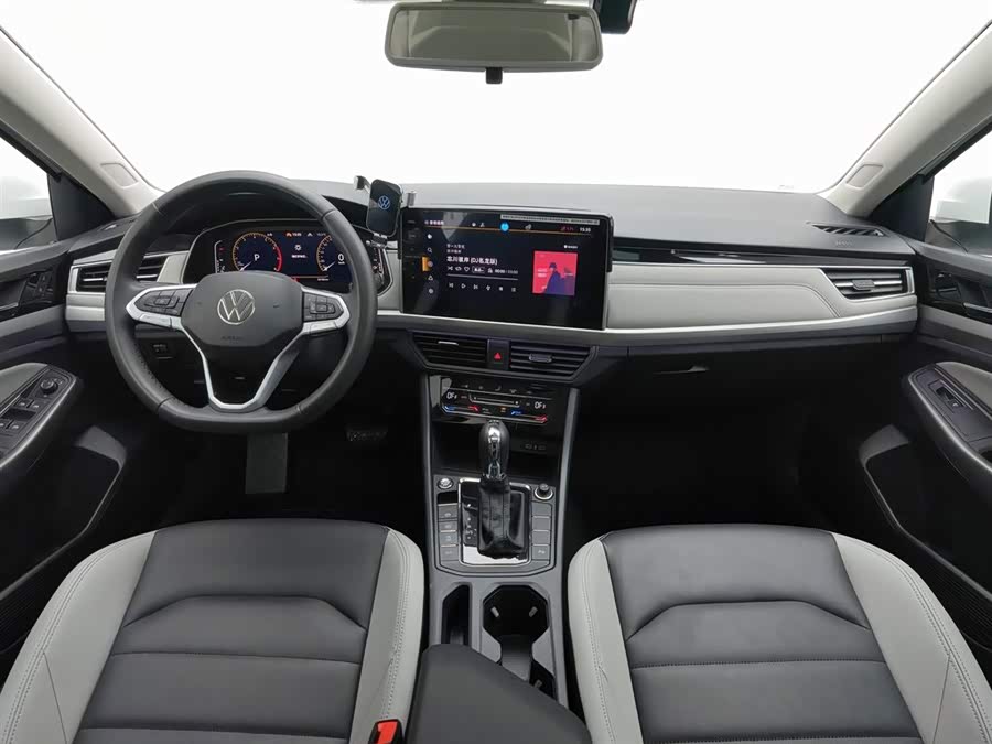 Volkswagen Bora 2023 car image #6