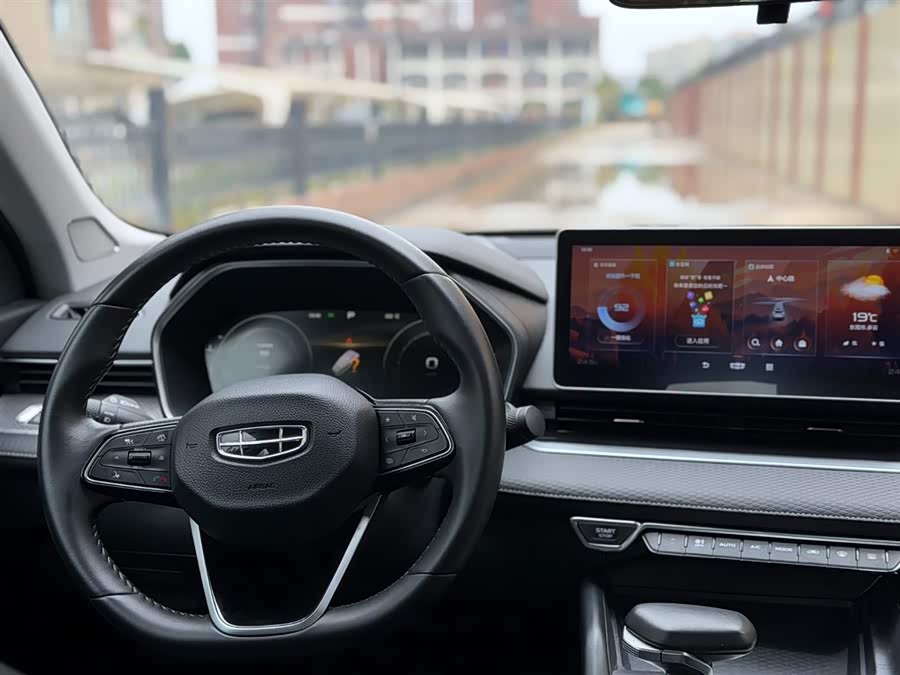 GEELY Preface 2021 изображение автомобиля #6