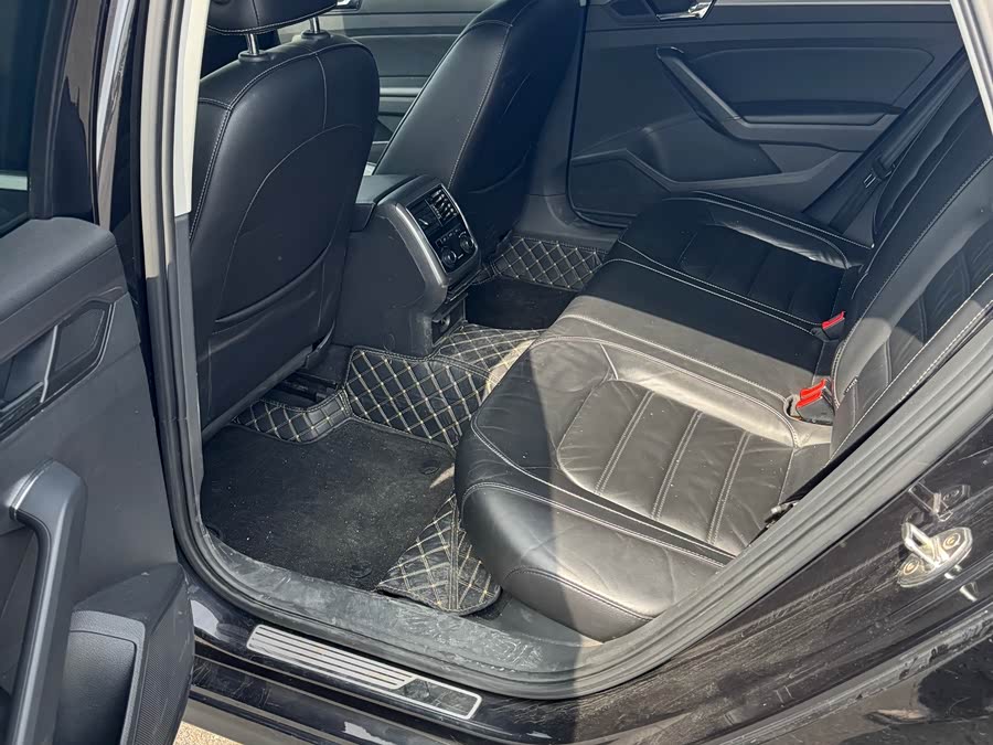 Volkswagen Passat 2017 صورة سيارة #6