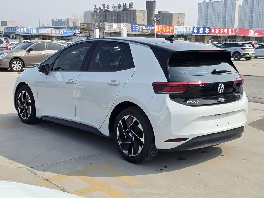 Volkswagen ID.3 2024 car image #6