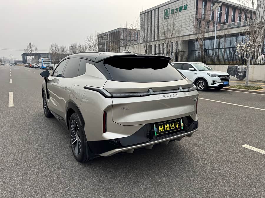 Lynk & Co 08 EM-P 2024 car image #6