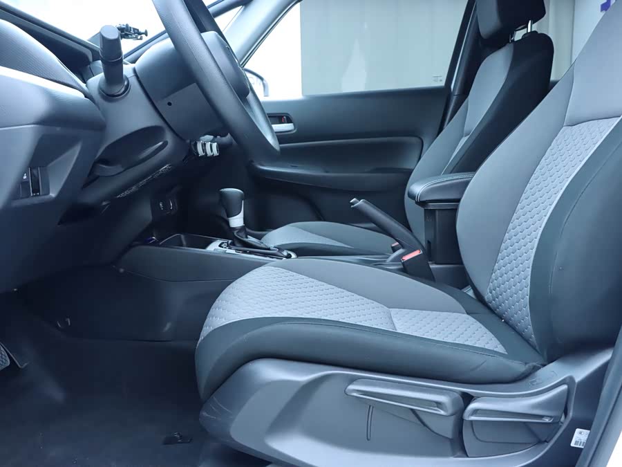 Honda Fit 2023 car image #6