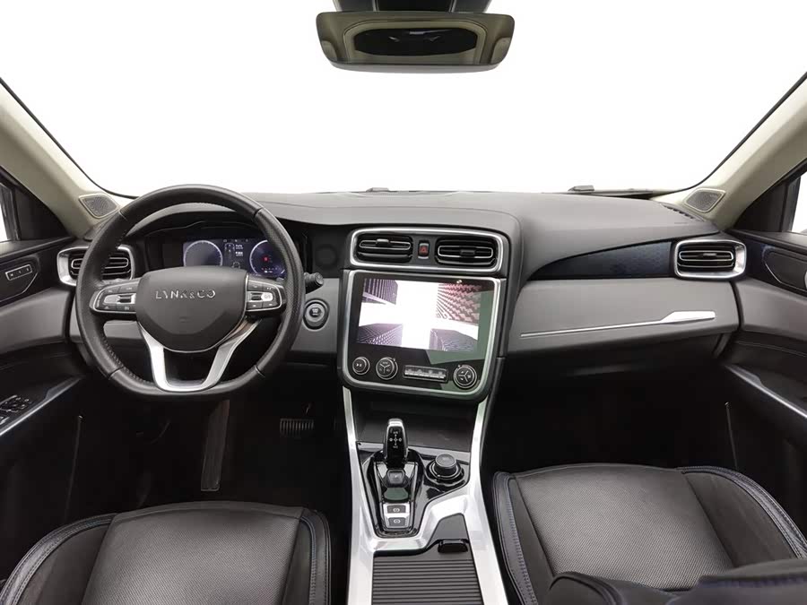 Lynk & Co 01 EM-P 2018 car image #6
