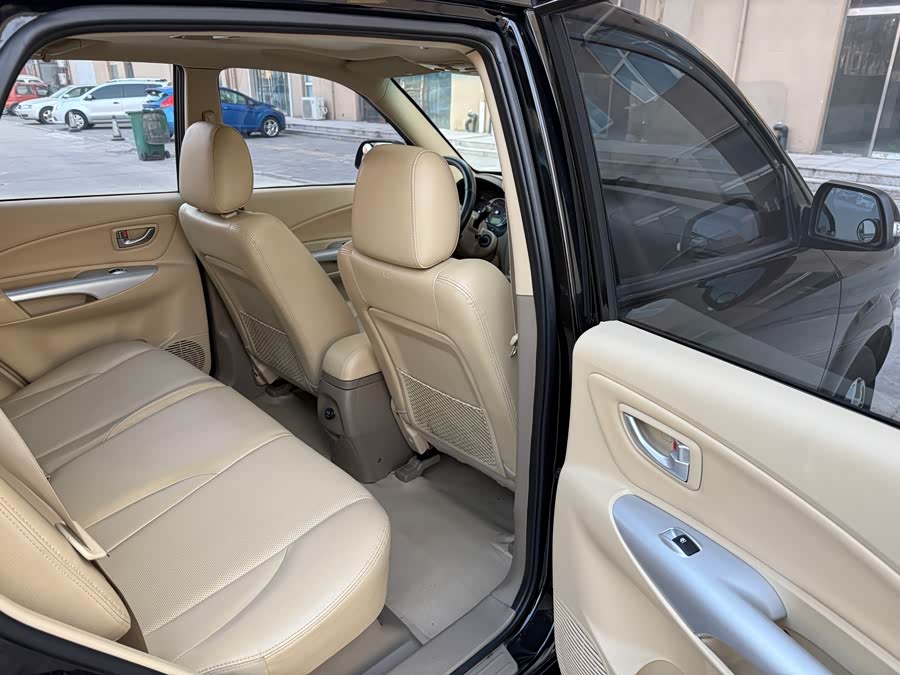 Hyundai Tucson 2014 immagine di auto #6