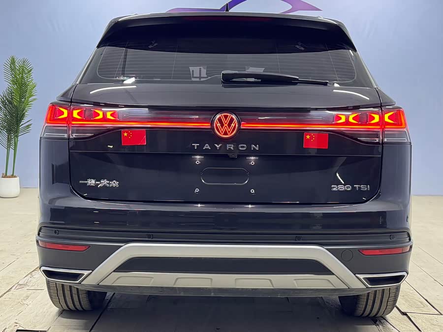 Volkswagen Tayron 2023 immagine di auto #6