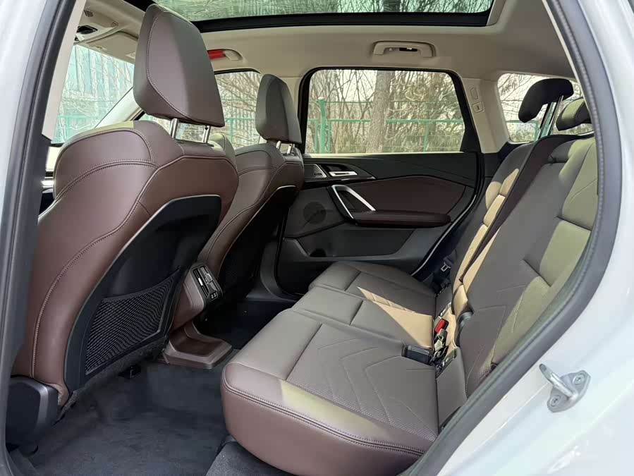 BMW X1 2024 car image #6
