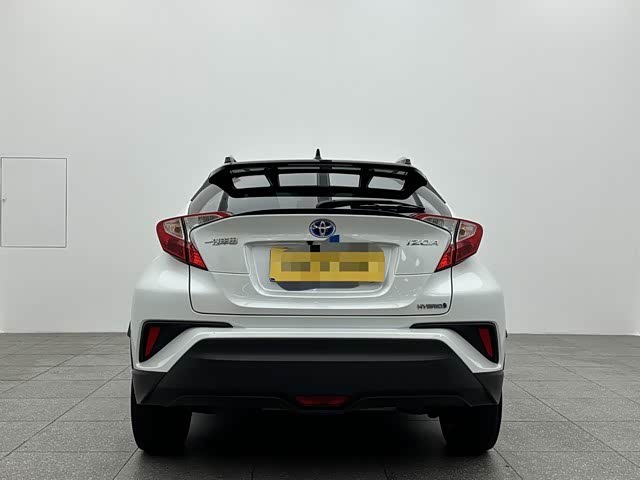 Toyota Izoa 2022 car image #6