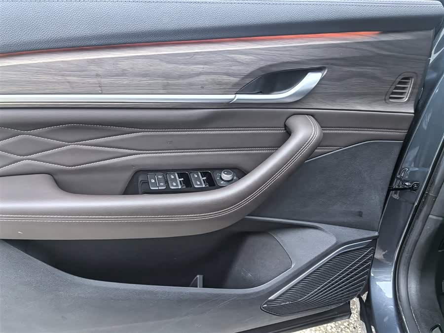 GEELY Monjaro 2025 car image #6