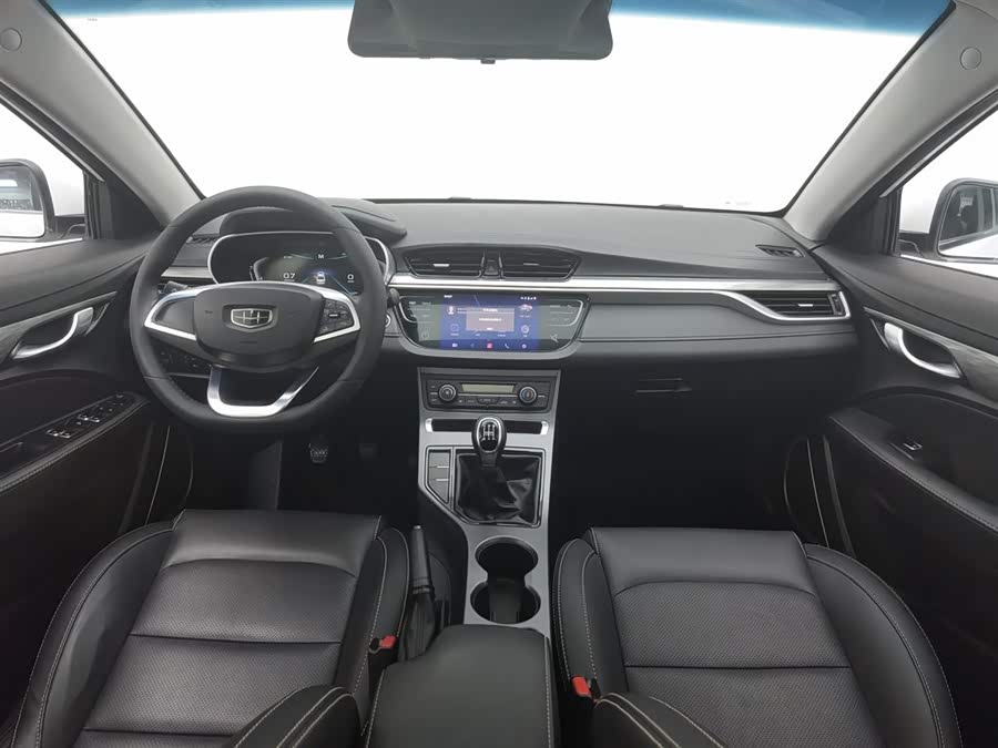 GEELY Emgrand 2019 car image #6