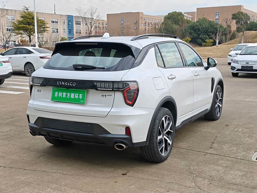 Lynk & Co 01 EM-P 2023 car image #6