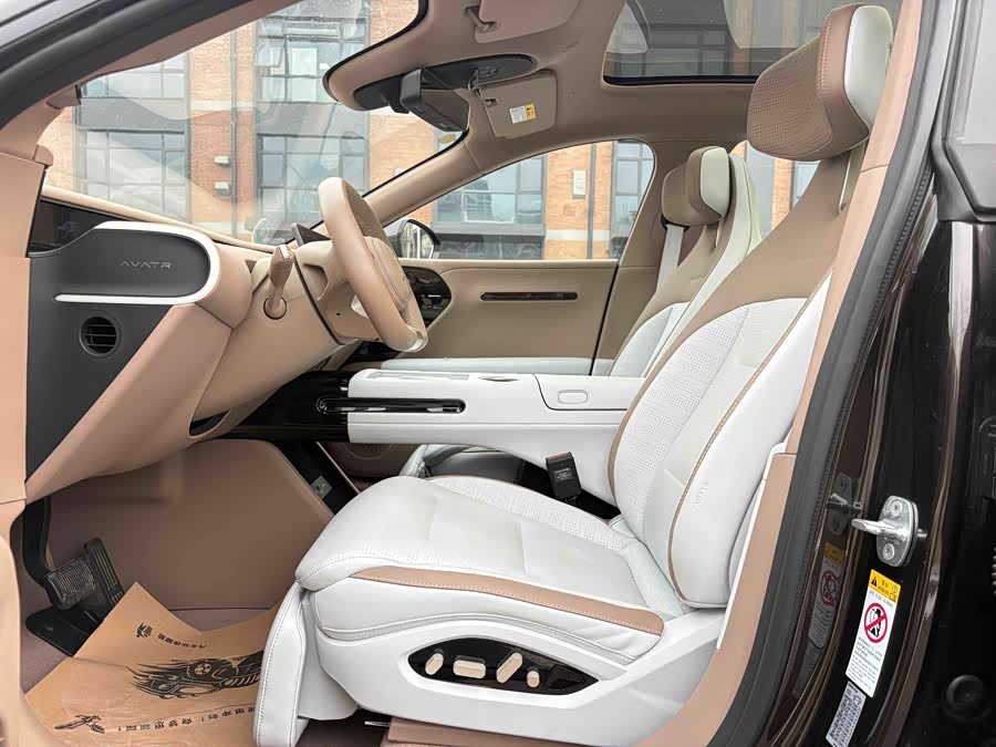 Avatr 07 2025 car image #6