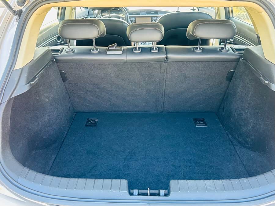 GEELY Emgrand GS 2017 car image #6