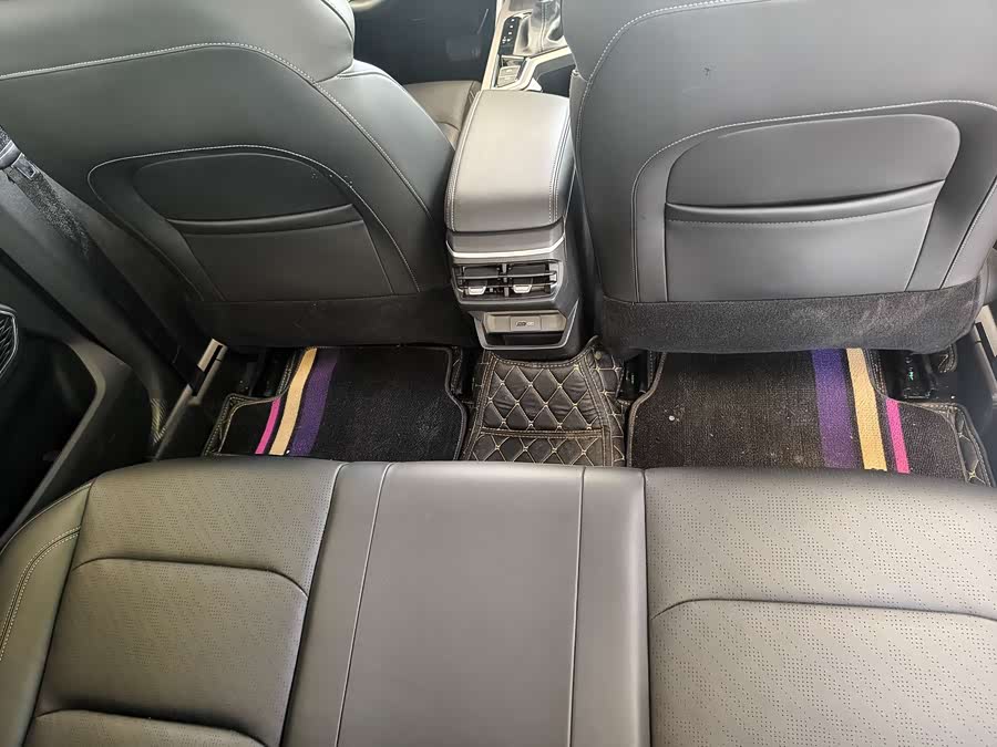 Emgrand 2022 car image #6