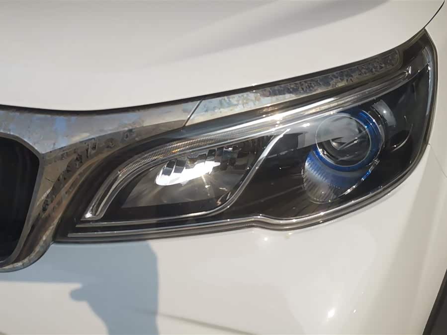 X3 PRO 2022 car image #6