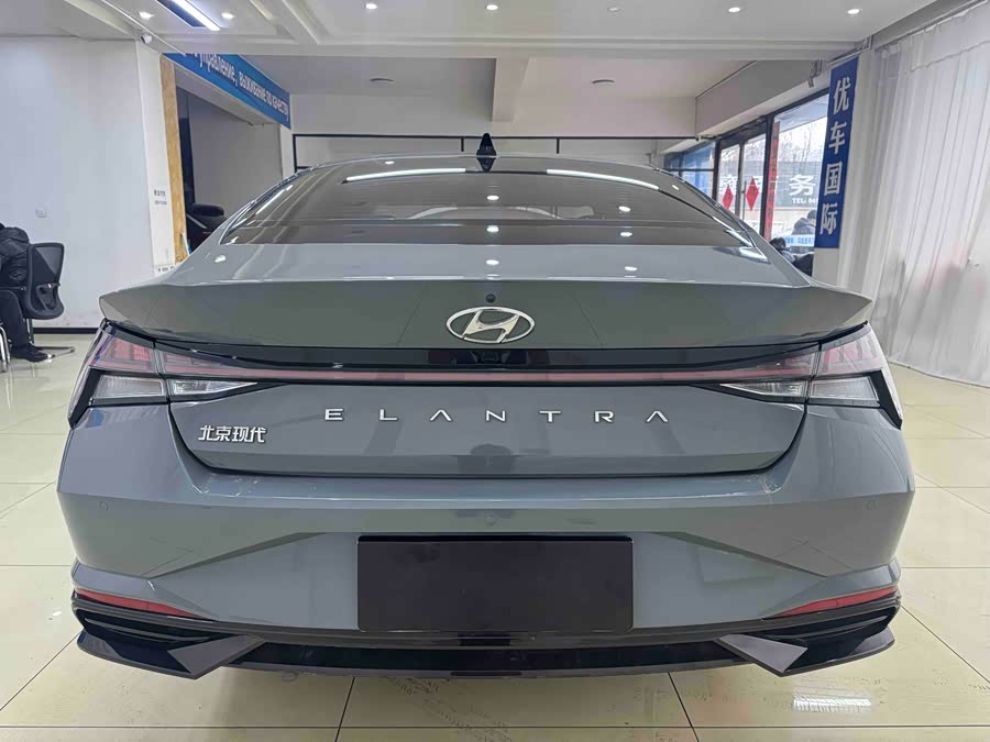 Hyundai Elantra 2022 immagine di auto #6