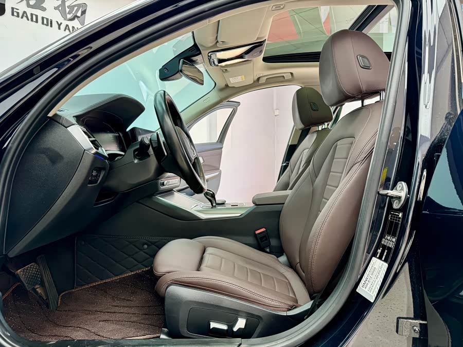 BMW 3 Series 2021 car image #6