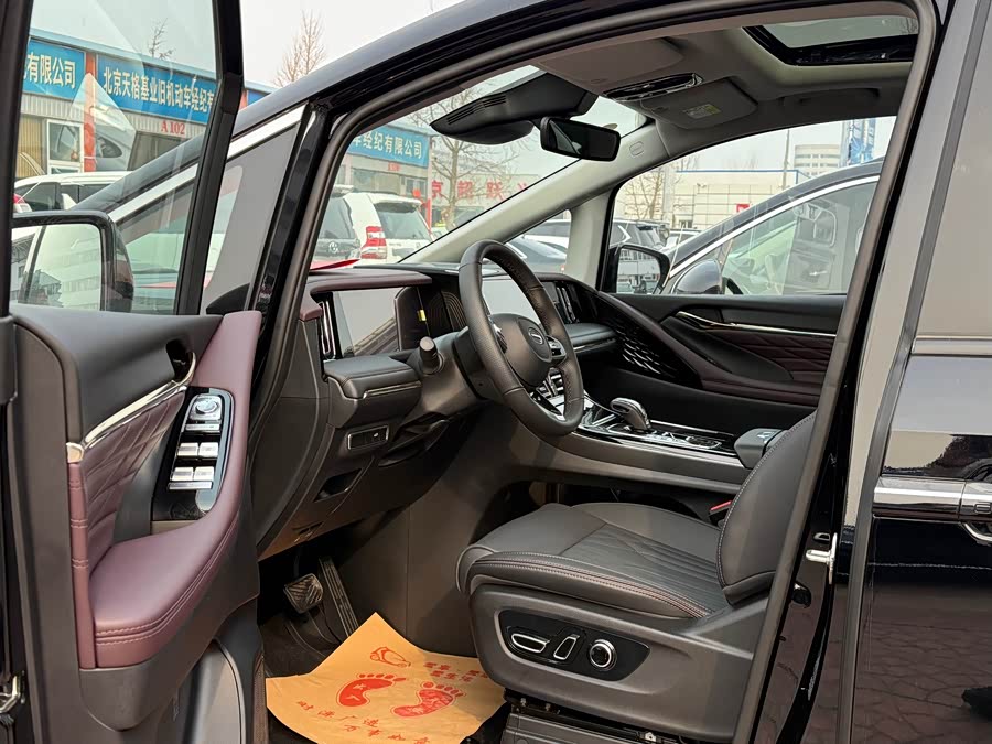 广汽传祺 传祺M8 2025 汽车图片 #6