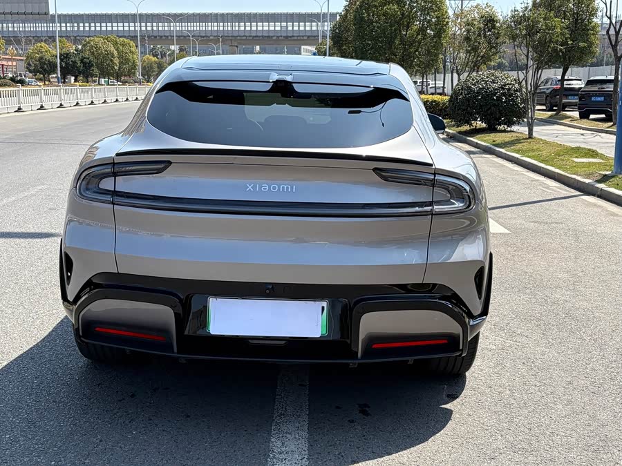 MI YU7 2025 car image #6