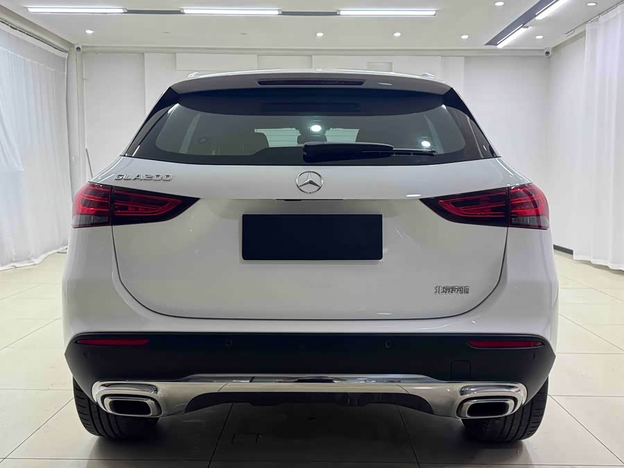 Mercedes-Benz GLA Class 2021 immagine di auto #6