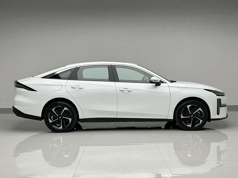 吉利汽车 银河L6 2025 汽车图片 #6